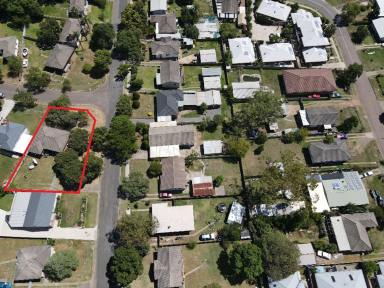 House For Lease - NSW - Muswellbrook - 2333 - THREE (3x) BEDROOM BRICK-VENEER HOME SET WITH FENCED YARD AND EASY BACK YARD ACCESS  (Image 2)