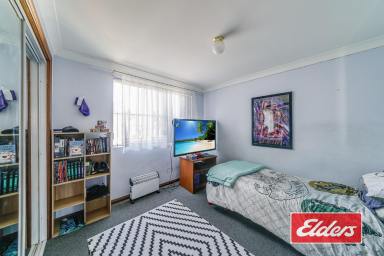Unit For Sale - NSW - Picton - 2571 - Perfectly positioned unit!  (Image 2)