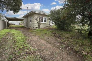 House For Sale - VIC - Swan Hill - 3585 - Restore Or Redevelop  (Image 2)