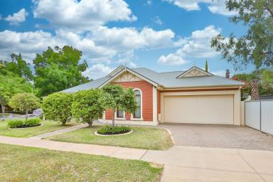 House For Lease - VIC - Mildura - 3500 - LOW MAINTENANCE LIVING INSIDE & OUT  (Image 2)