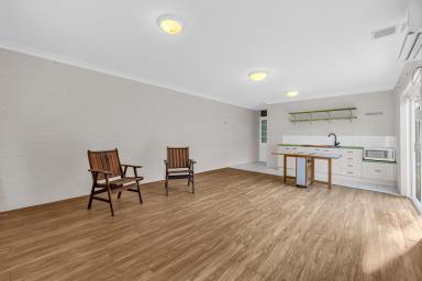 Studio Leased - QLD - Whitfield - 4870 - LOW MAINTENANCE STUDIO APARTMENT IN THE HEART OF WHITFIELD!  (Image 2)