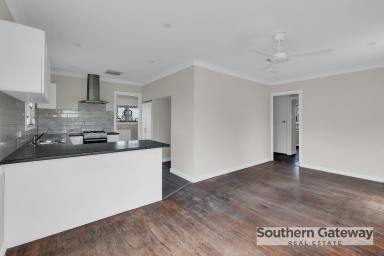 House For Lease - WA - Parmelia - 6167 - Charming Renovated Home with Large Yard and Modern Features!  (Image 2)