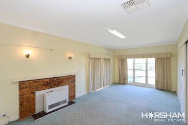 House For Lease - VIC - Horsham - 3400 - A Great Place To Call Home  (Image 2)