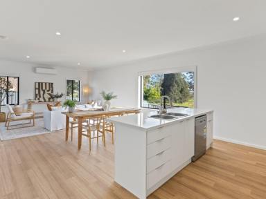 Duplex/Semi-detached For Sale - NSW - Bega - 2550 - SIMPLY STUNNING  (Image 2)