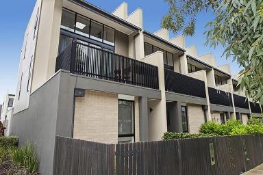 Townhouse Leased - VIC - Cheltenham - 3192 - CORNER-SITED | PRESTIGE HOME PRECINCT | EXTRA PARKING  (Image 2)