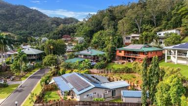 House For Sale - QLD - Bentley Park - 4869 - POOL, SHED, MOUNTAIN VIEWS.....LOVE THIS HOME  (Image 2)