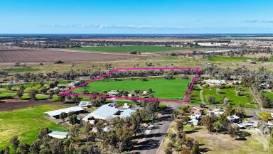 House For Sale - NSW - Wee Waa - 2388 - RARE 5.58HA HOLDING WITH TWO TITLES IN WEE WAA  (Image 2)