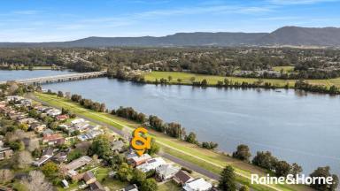 House For Sale - NSW - Nowra - 2541 - Riverview Road - The Best in Nowra  (Image 2)