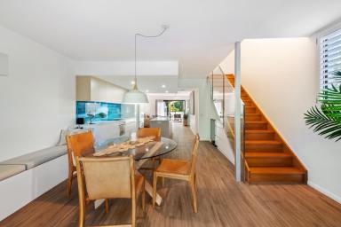 House Leased - QLD - Sunshine Beach - 4567 - 8 mins walk to the sand  (Image 2)