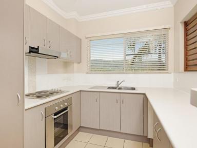 Townhouse For Lease - QLD - Manoora - 4870 - Spacious 2 Bedroom, 2-bathroom unit with convenience  (Image 2)