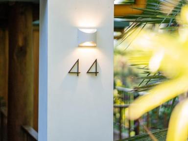 House For Lease - QLD - Trinity Beach - 4879 - ICONIC FURNISHED RETREAT - MANDALAY  (Image 2)