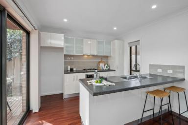 House Sold - VIC - North Bendigo - 3550 - Modern Convenience in North Bendigo  (Image 2)