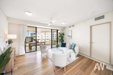 Apartment For Sale - QLD - Caloundra - 4551 - Luxurious CBD and Beachside Living Awaits!  (Image 2)