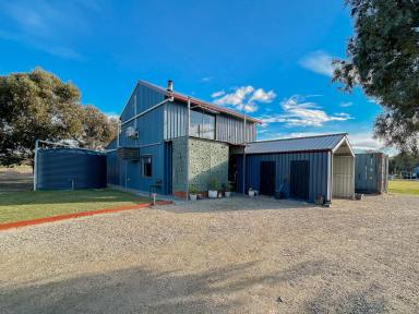 Lifestyle For Sale - VIC - Capels Crossing - 3579 - Off The Grid  (Image 2)