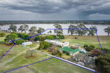 Lifestyle For Sale - VIC - Minimay - 3413 - Picturesque location overlooking Lake Charlegrark  (Image 2)