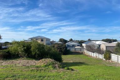 Residential Block For Sale - SA - Beachport - 5280 - Thinking Of A Sea Change? Here Is Your Opportunity  (Image 2)