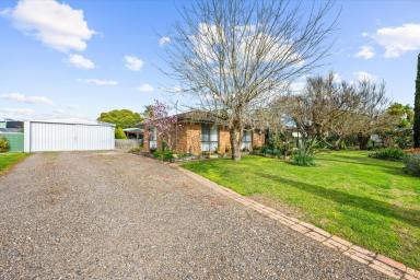 House Sold - VIC - Rosedale - 3847 - Corner block property with serenity  (Image 2)