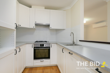 Unit Leased - WA - Bentley - 6102 - DELIGHTFUL 3 X 1 VILLA (Image 2)