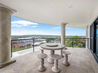 House For Sale - NSW - Evans Head - 2473 - Luxury House On The Headland  (Image 2)