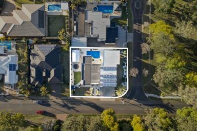 House Sold - QLD - Middle Ridge - 4350 - Luxurious Family Home in Premier Middle Ridge Location  (Image 2)