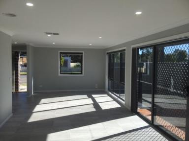 Townhouse Leased - VIC - Wodonga - 3690 - 2 Bedroom Townhouse  (Image 2)