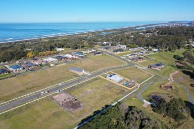 Residential Block For Sale - VIC - Lake Bunga - 3909 - Prime Coastal Allotment  (Image 2)