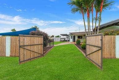 House Sold - QLD - Edmonton - 4869 - POOL, CARAVAN STORAGE, 800m2 AND ALL SPLIT SYSTEM AIR CONDITIONING.......  (Image 2)