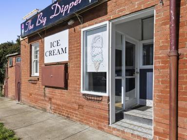 Business For Sale - VIC - Romsey - 3434 - THE BIG DIPPER - A SWEET OPPORTUNITY  (Image 2)