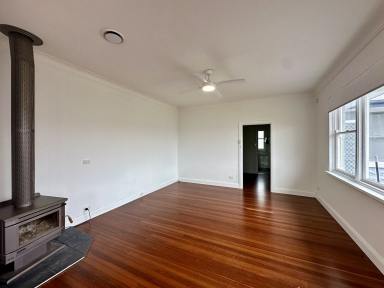 House Leased - NSW - Cooma - 2630 - 45 Culey Avenue  (Image 2)