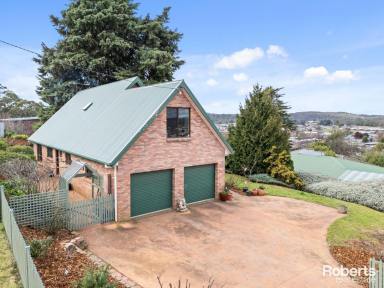 House Sold - TAS - Latrobe - 7307 - Spacious Home With Mountain Views  (Image 2)