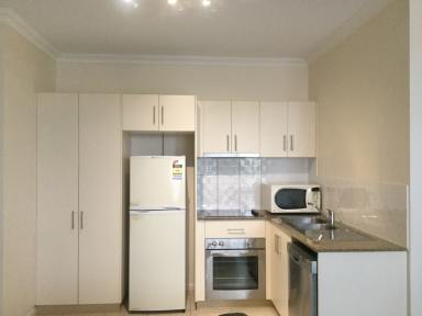 Unit Leased - QLD - Cairns North - 4870 - FURNISHED INNER CITY PAD  (Image 2)