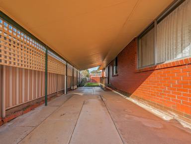 House Sold - VIC - Kerang - 3579 - Location Location  (Image 2)