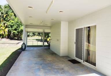 House For Sale - QLD - Ellerbeck - 4816 - Modern three bedroom rural home just 2 minutes north of Cardwell  (Image 2)