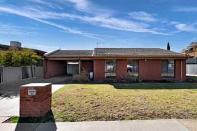 Unit Sold - VIC - Mildura - 3500 - Don't Miss Out.  (Image 2)