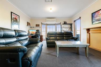 House Sold - VIC - Birdwoodton - 3505 - Perfect Family Sanctuary!  (Image 2)