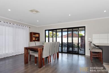 House Leased - VIC - Horsham - 3400 - Furnished or Unfurnished - Modern Family Home in Horsham  (Image 2)