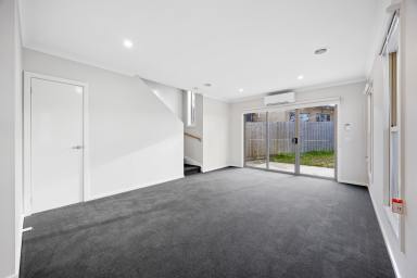 House Leased - VIC - Redan - 3350 - Stylish Townhouse  (Image 2)