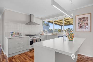 House For Sale - VIC - Port Welshpool - 3965 - 3 BEDROOM HOME ONLY MINUTES WALK TO THE WATER  (Image 2)
