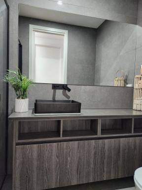 Townhouse Leased - VIC - Fawkner - 3060 - **AFFORDABLE LUXURY FURNISHED TOWNHOUSE FOR LEASE  (Image 2)