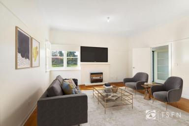 House Sold - VIC - Flora Hill - 3550 - Ideally positioned between Bendigo City & Latrobe University  (Image 2)