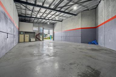 Industrial/Warehouse Sold - NSW - Albion Park Rail - 2527 - RARE- 250 SQM WAREHOUSE + OFFICE SPACE!!  (Image 2)