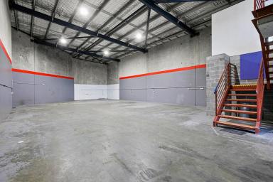 Industrial/Warehouse Sold - NSW - Albion Park Rail - 2527 - RARE- 250 SQM WAREHOUSE + OFFICE SPACE!!  (Image 2)