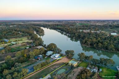 Residential Block Sold - NSW - Buronga - 2739 - SPECTACULAR RIVERFRONT HOME SITE  (Image 2)