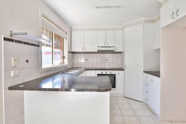 House Sold - VIC - Mildura - 3500 - EASY CARE LIFESTYLE  (Image 2)