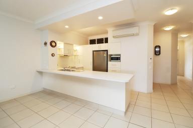 Unit For Sale - QLD - Cardwell - 4849 - Luxury one bedroom first floor apartment at Plantation Lodge - fully furnished  (Image 2)