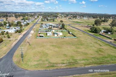 Residential Block For Sale - NSW - Ashford - 2361 - TRIPLE FRONTAGE IN DUDLEY STREET!  (Image 2)