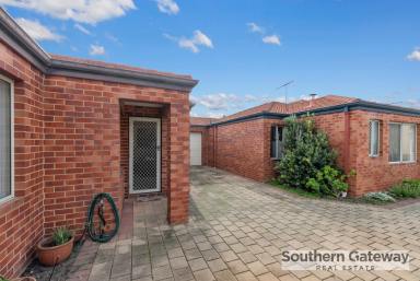 House Sold - WA - Rockingham - 6168 - SOLD BY AARON BAZELEY - SOUTHERN GATEWAY REAL ESTATE  (Image 2)