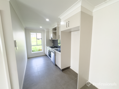 Duplex/Semi-detached For Lease - NSW - Calala - 2340 - 15A Galah Drive  (Image 2)