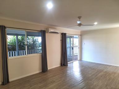 House For Sale - QLD - Russell Island - 4184 - Perfect family home - with views  (Image 2)