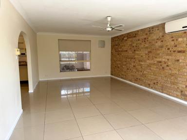 House Leased - NSW - Taree - 2430 - Charming Family Home Close to Local Amenities  (Image 2)